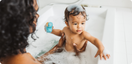Baby in bath_iStock-2170589588
